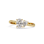 Pear & Oval Diamond Toi et Moi Engagement Ring