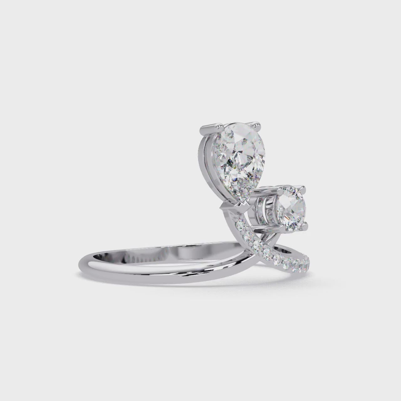 Toi et Moi Pear & Round Diamond Ring – Customizable Engagement Ring in Gold