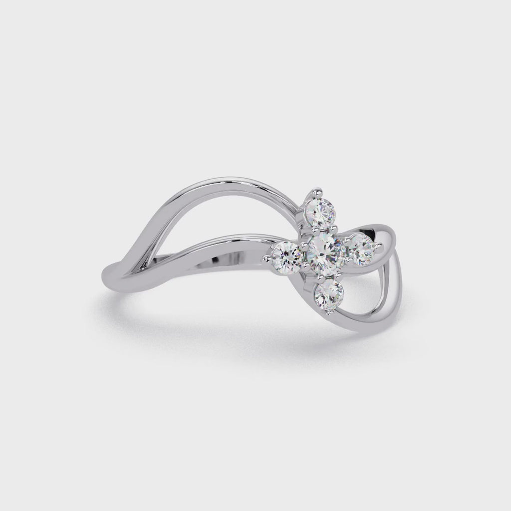 Round Cut Floral Cluster Diamond Wave Ring